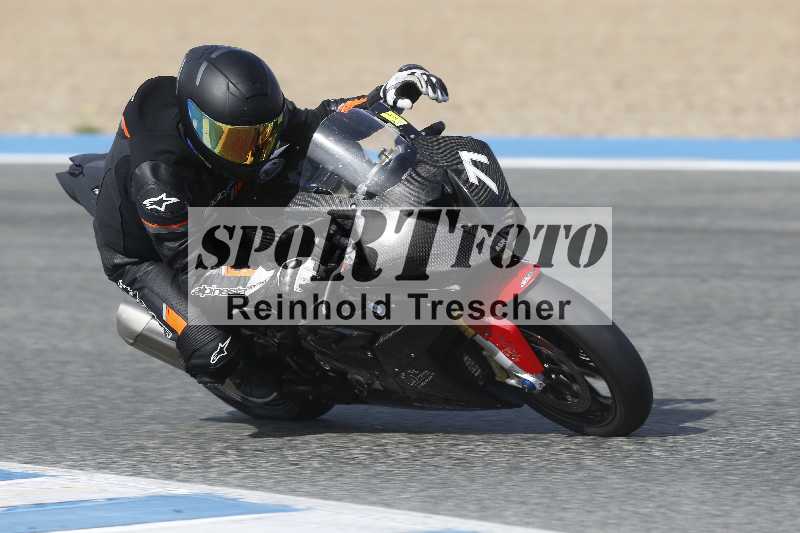 /Archiv-2024/02 29.01.-02.02.2024 Moto Center Thun Jerez/Gruppe blau-blue/71